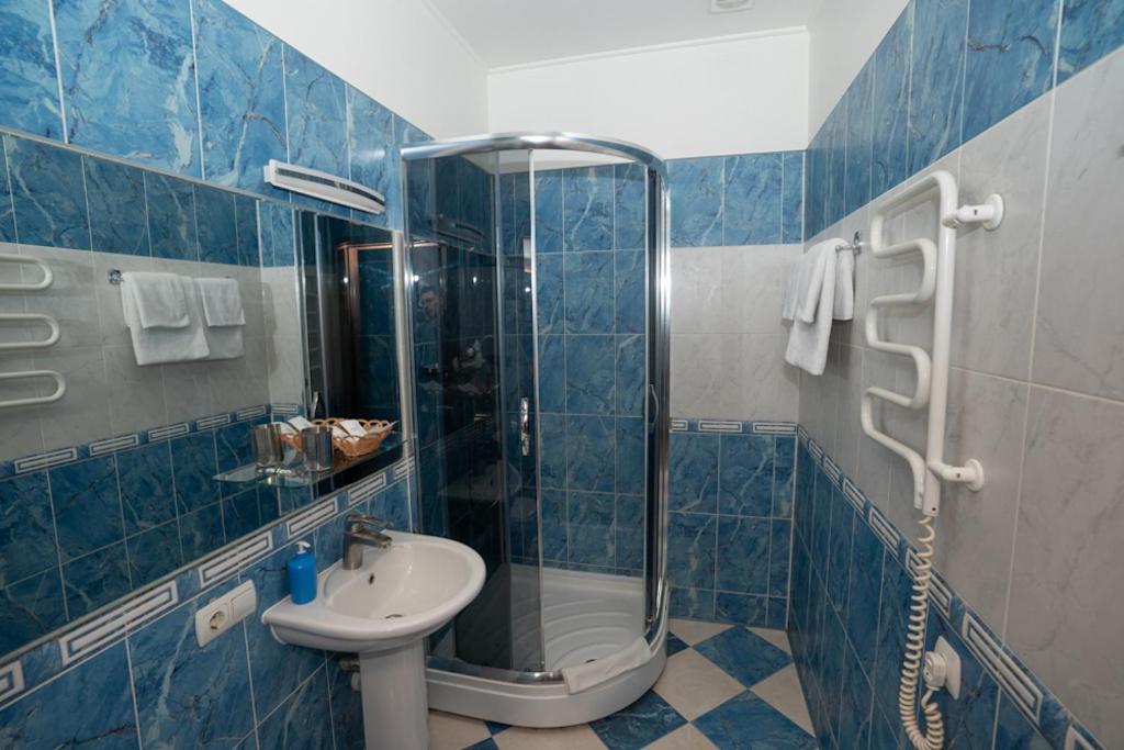 קייב Hotel Piano מראה חיצוני תמונה